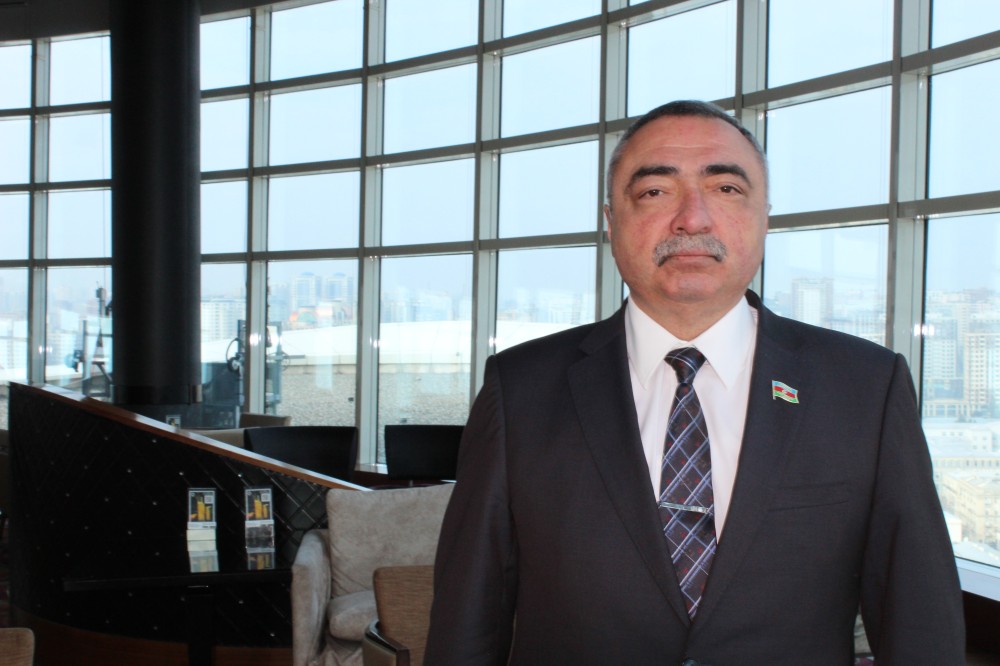 “Paşinyan gah nala vurur, gah da mıxa”-Millət vəkili Rufət Quliyev